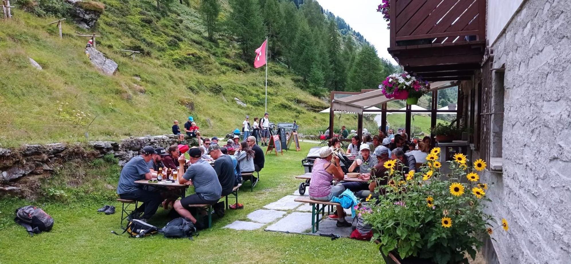 Hotel Ristorante Lagrev Maloja Exterior foto